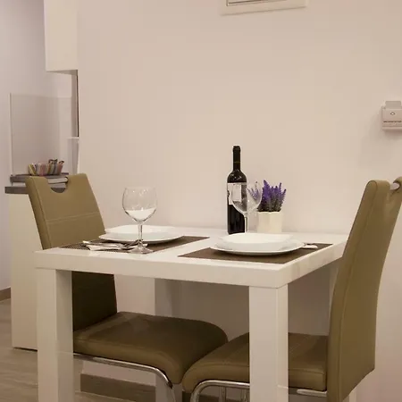 Ariston דירה ספליט